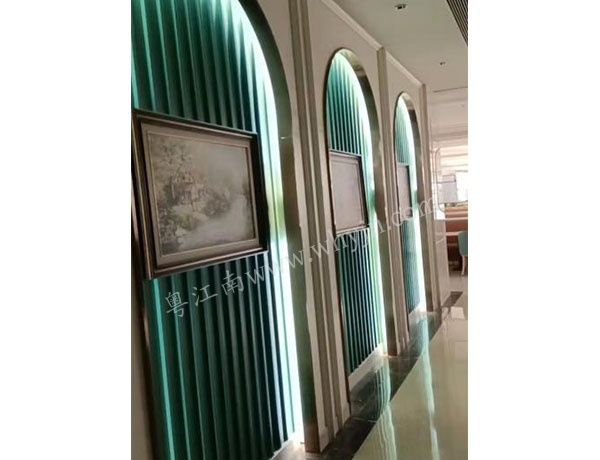 華為屏風邊框含瓦楞玻璃